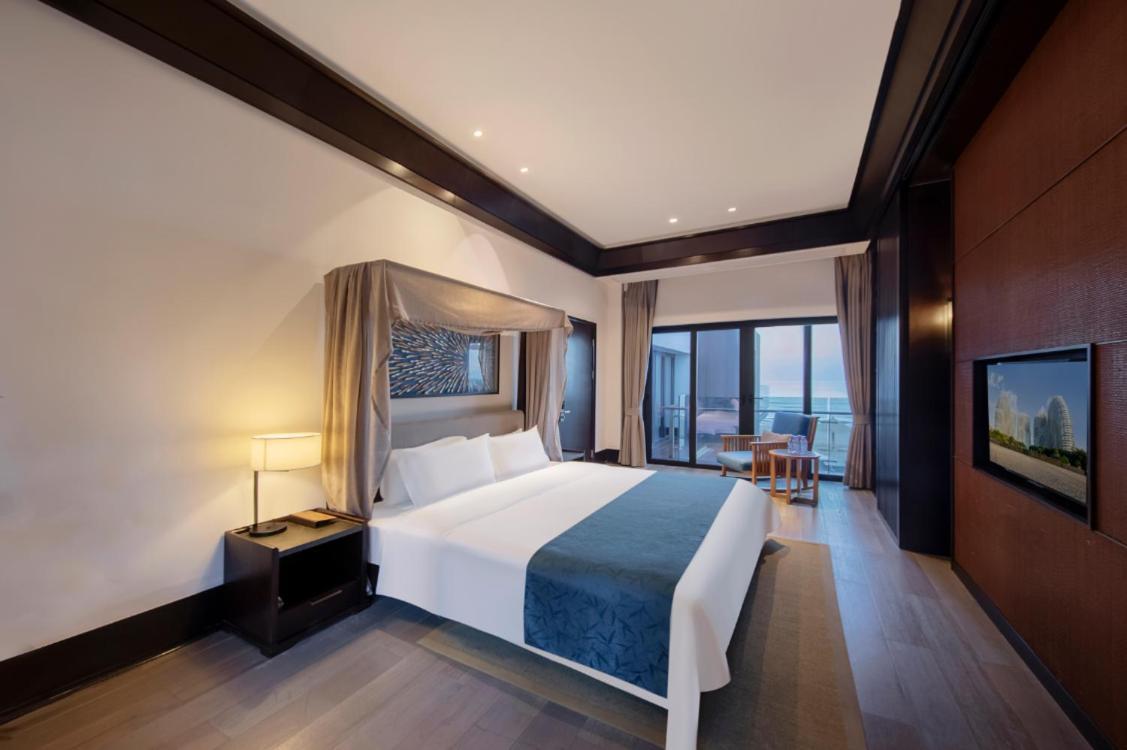 Howard Johnson Sandalwoods Resort Huizhou Huidong Exterior photo