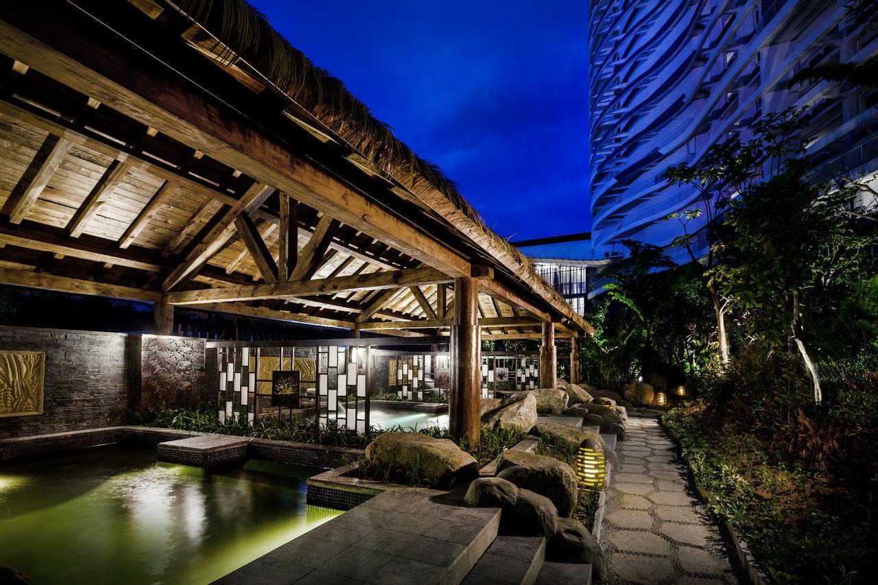 Howard Johnson Sandalwoods Resort Huizhou Huidong Exterior photo
